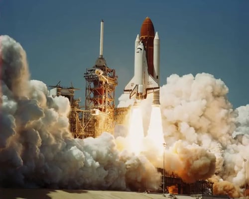 Space shuttle Challenger starting