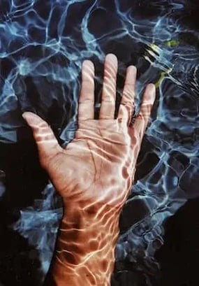 A Hand underwater (1)